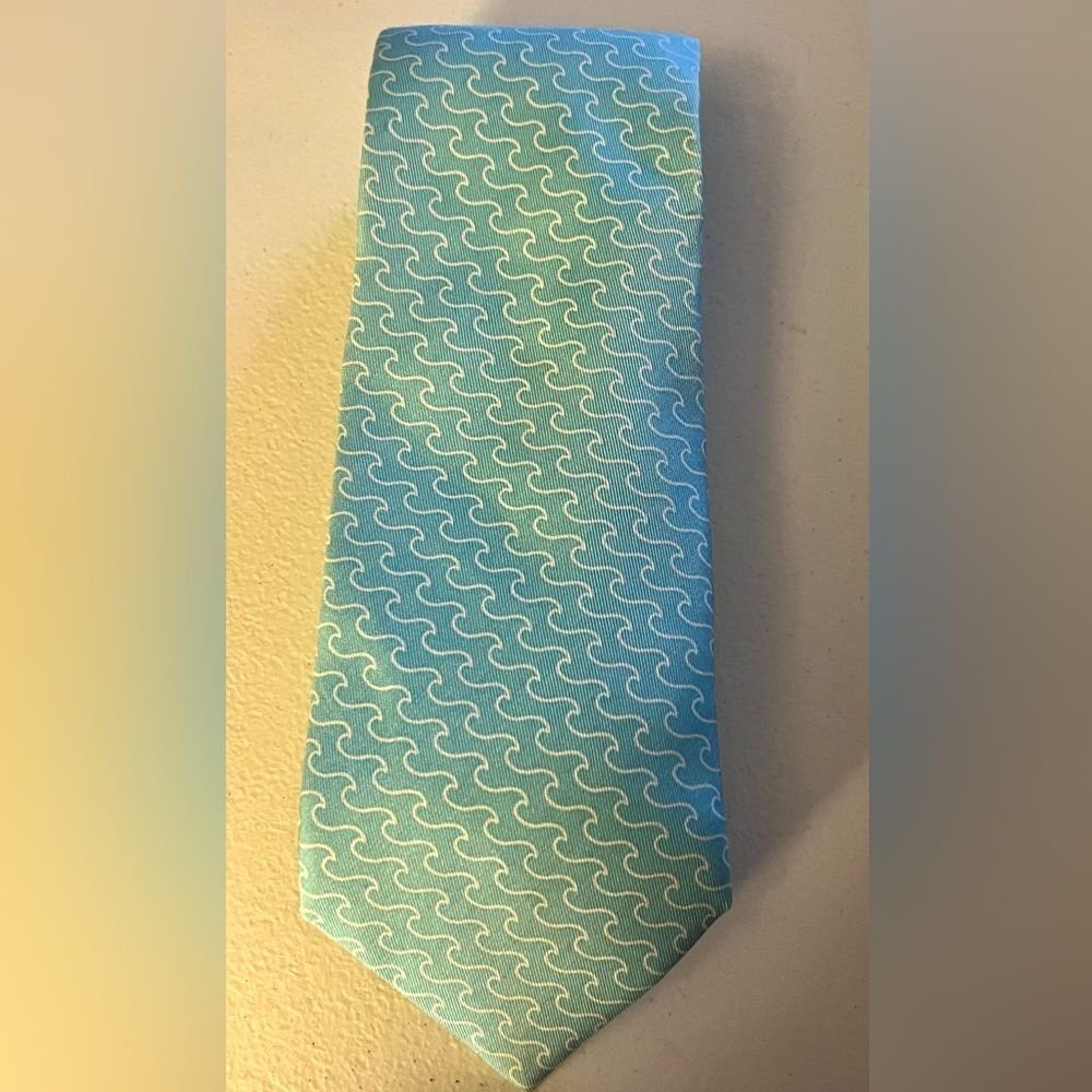 NWOT Vineyard Vines Tie